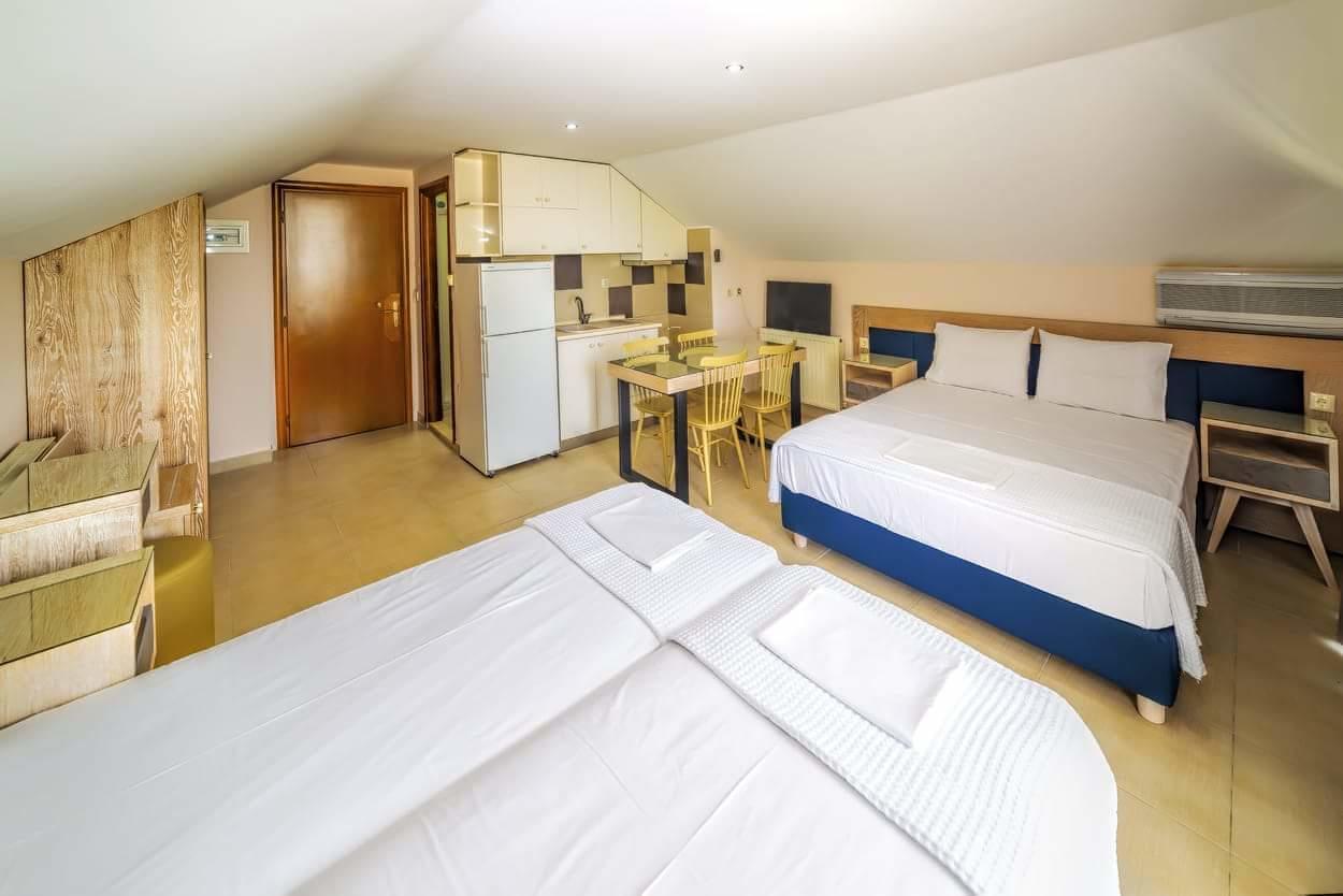 Le Monde Seaview Suites Nea Kallikrateia Exteriör bild